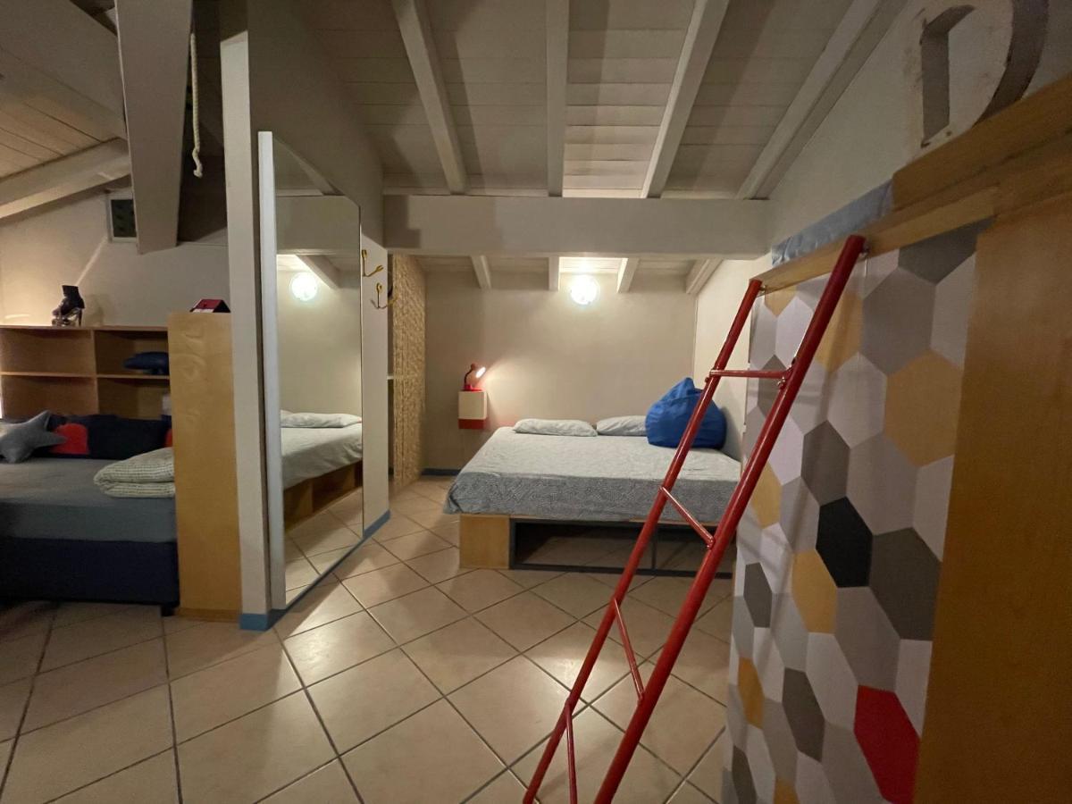 Mansardine Metropolitane Apartment เบรเชีย ภายนอก รูปภาพ