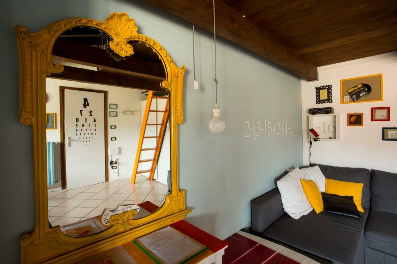 Mansardine Metropolitane Apartment เบรเชีย ภายนอก รูปภาพ